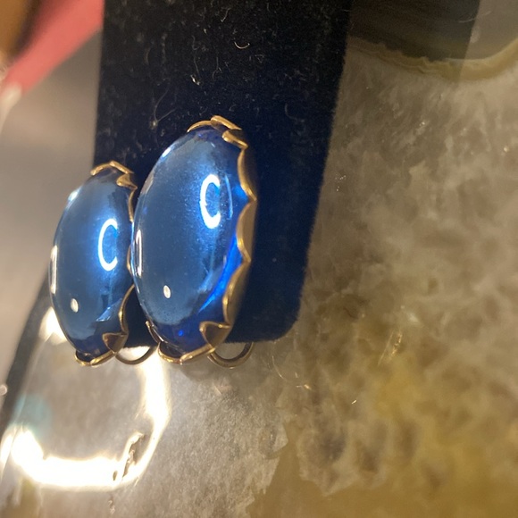 Sold EmJ Emmons vintage blue & gold clip on earrings 1" 1949-55 - Picture 4 of 15